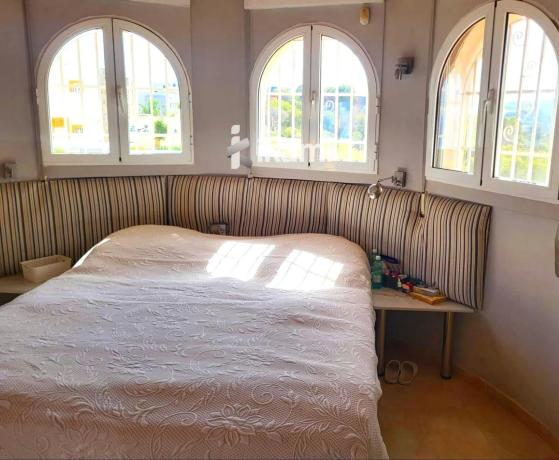 Casa independiente en calle Alemanya