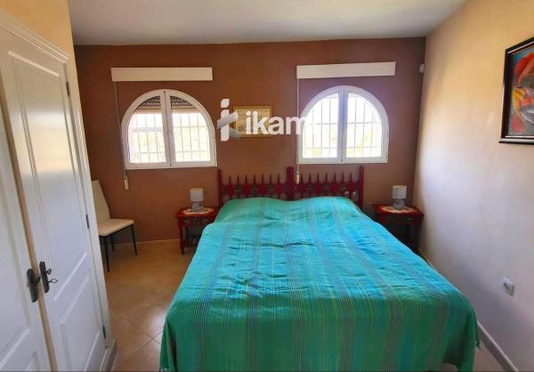 Casa independiente en calle Alemanya