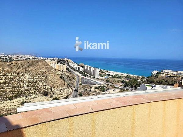 Casa independiente en calle Alemanya