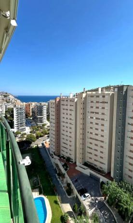 Piso en avenida Mestral, 5