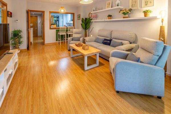 Piso en avenida Mestral