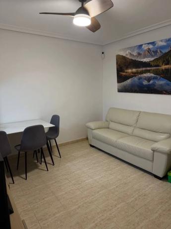 Piso en avenida Tellerola, 28