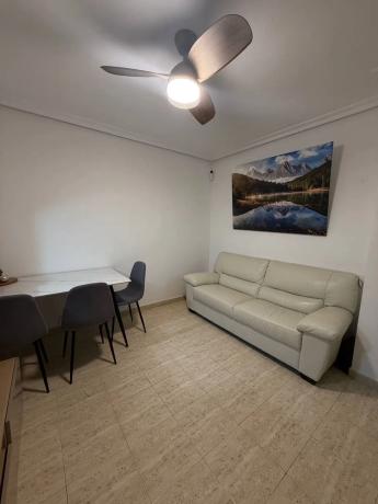 Piso en avenida Tellerola, 28