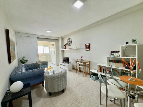 Piso en calle Gregal, 2