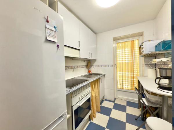 Piso en calle Gregal, 2