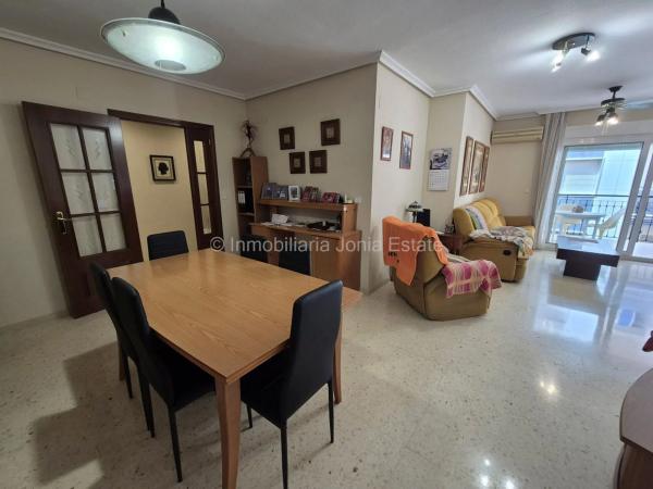 Piso en calle Colón