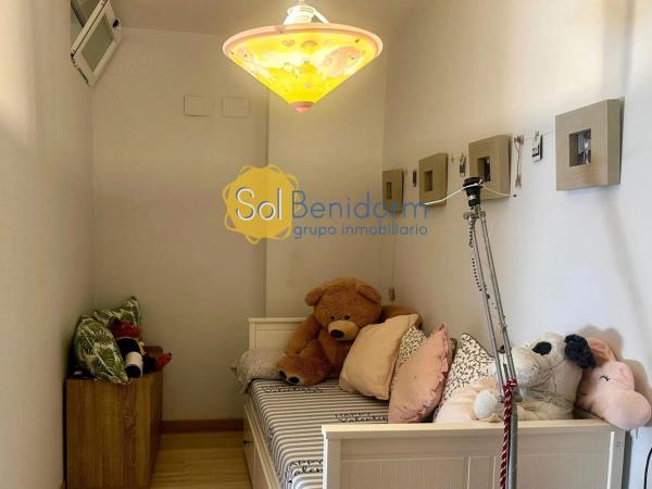 Piso en avenida Riu Torres