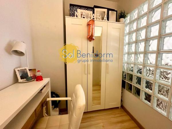 Piso en avenida Riu Torres