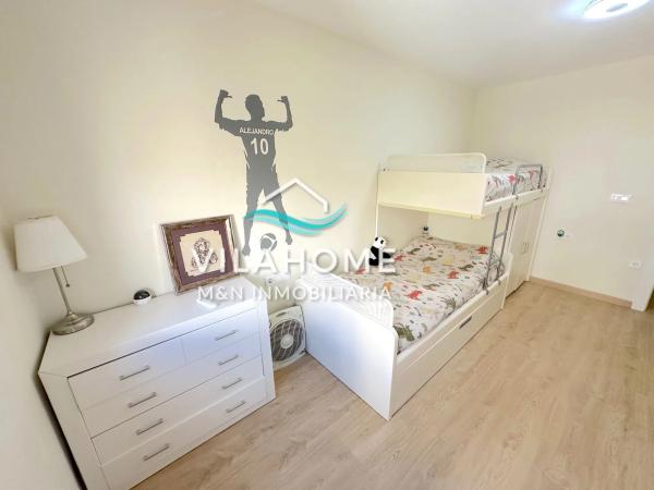 Chalet pareado en avenida d'Europa