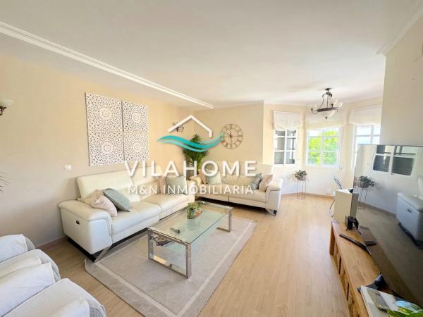 Chalet pareado en avenida d'Europa