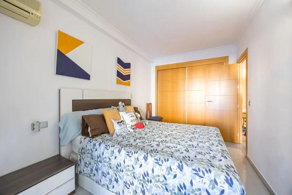 Piso en Barrio Las Azaleas - Alkadir