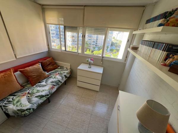 Piso en calle Llebeig, 21