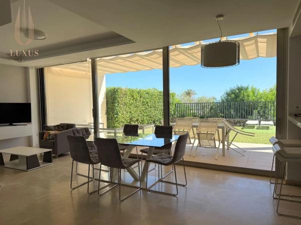 Chalet adosado en Partida Paraíso, 33