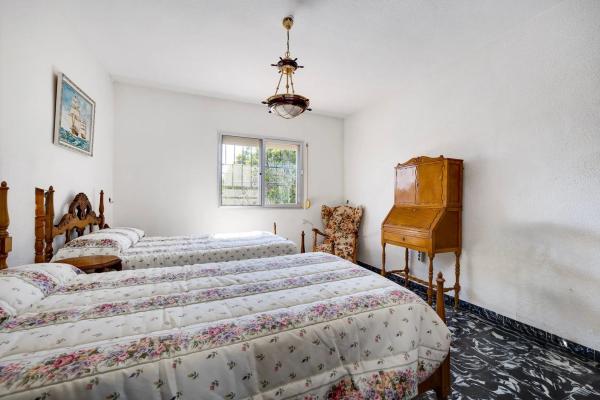 Casa independiente en Ur Rio Torres, 1