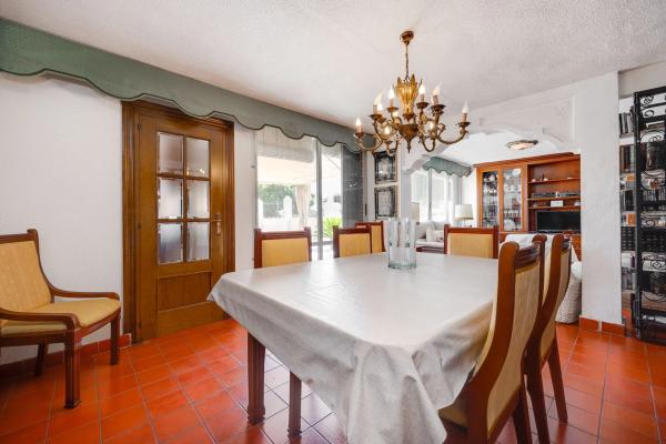 Casa independiente en Ur Rio Torres, 1