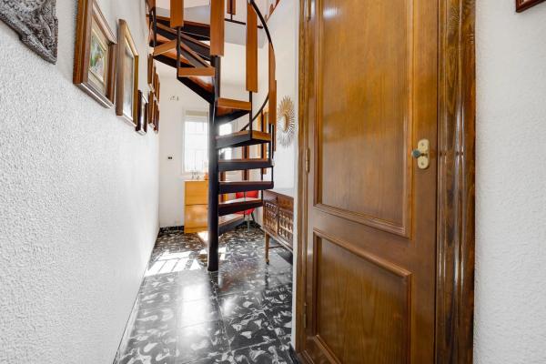 Casa independiente en Ur Rio Torres, 1