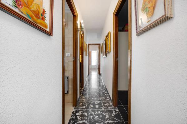 Casa independiente en Ur Rio Torres, 1