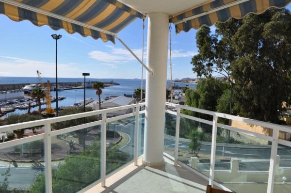 Piso en carretera del Port