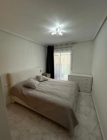 Piso en avenida Mestral