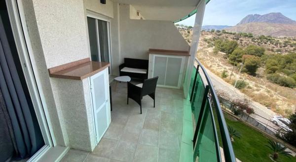 Piso en avenida Mestral