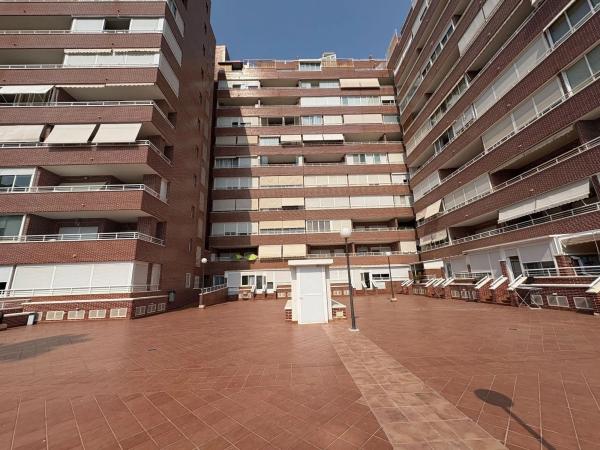 Piso en calle Gregal