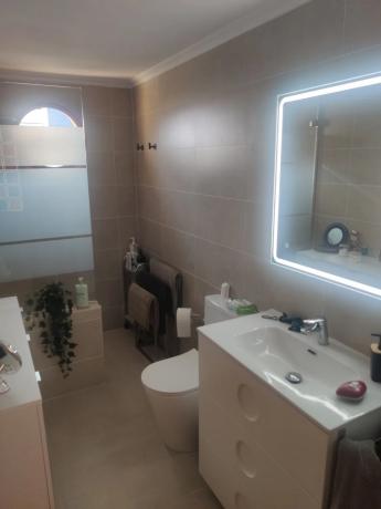 Piso en avenida Tellerola, 1