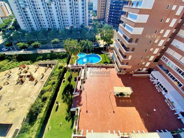 Piso en calle Gregal