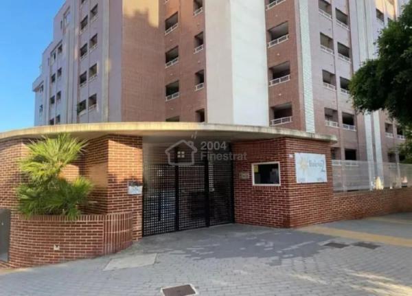 Piso en calle Gregal