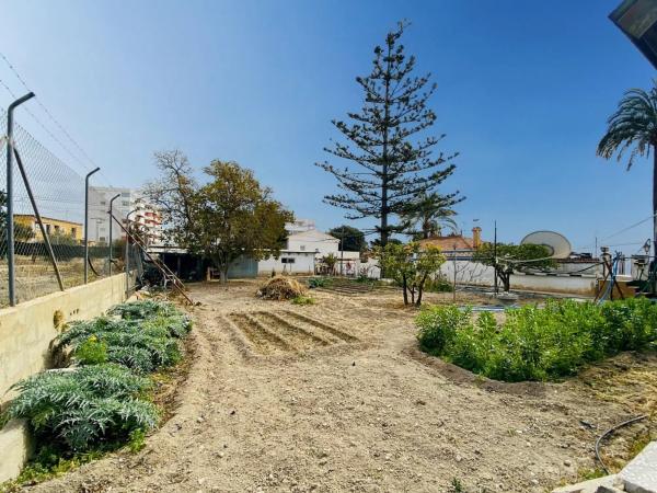 Casa independiente en avenida la Almadrava
