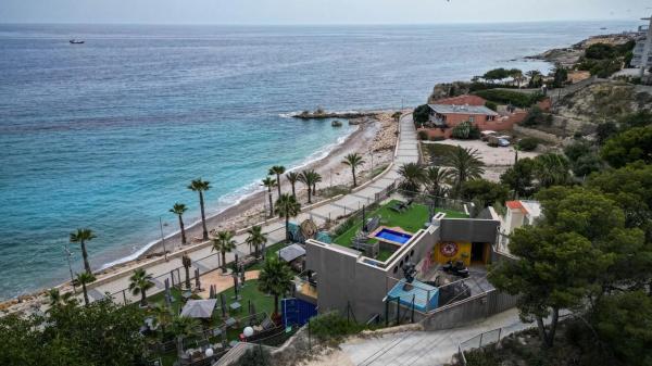 Casa independiente en avenida la Almadrava, 24