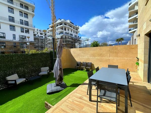 Chalet adosado en calle Edeta, 3