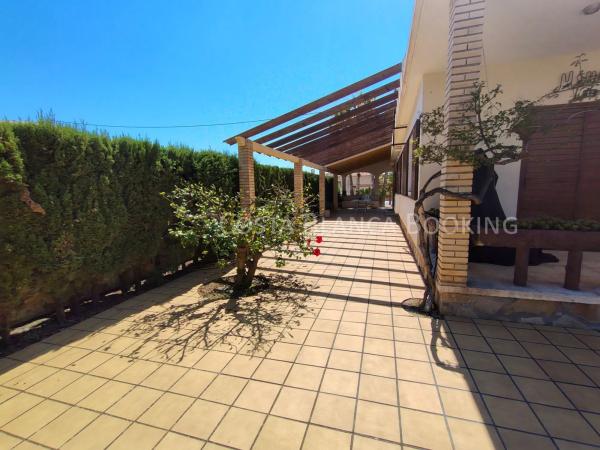 Casa independiente en avenida la Almadrava