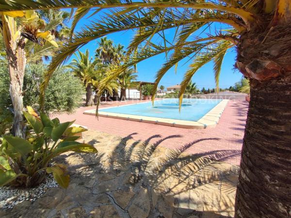 Casa independiente en avenida la Almadrava