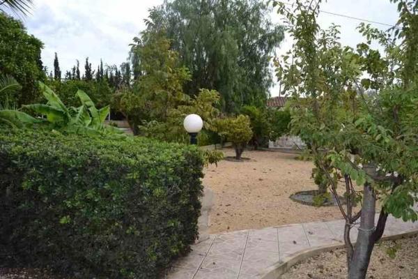 Casa independiente en Cv-759 s/n