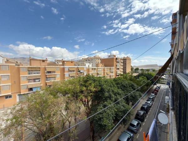 Piso en calle Relleu, 6