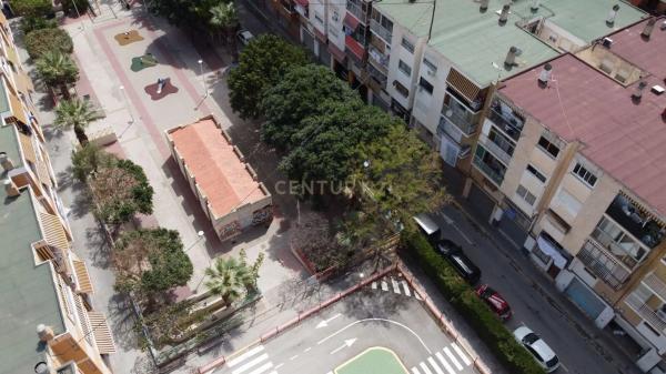 Piso en calle Relleu, 6