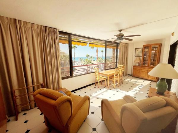 Piso en avenida de la Marina Baixa