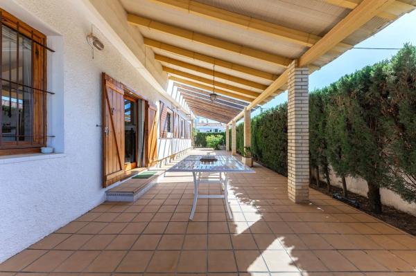 Casa independiente en avenida la Almadrava