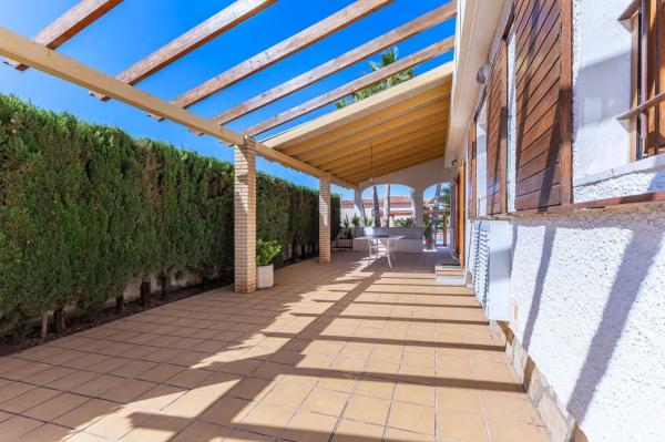 Casa independiente en avenida la Almadrava