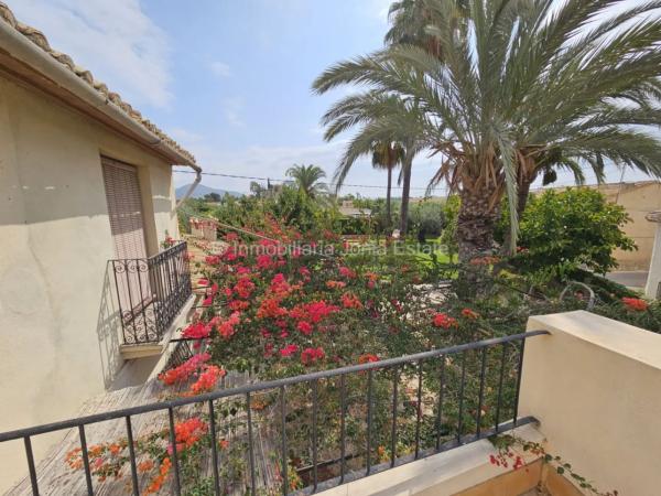 Casa independiente en Partida Mediases