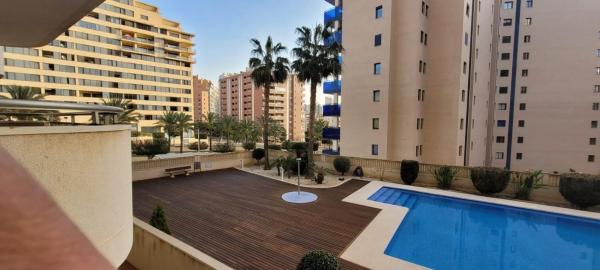 Piso en avenida Mestral, 4