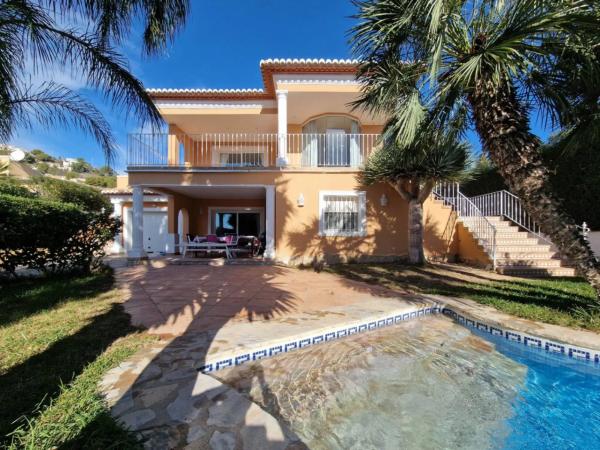 Chalet en Pinar de Advocat-Cometa