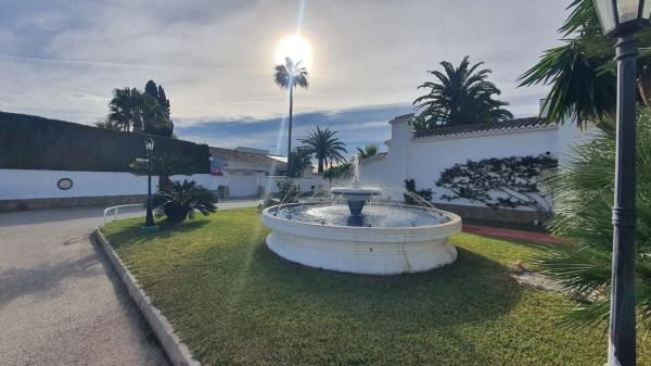 Chalet adosado en CL Tarragona