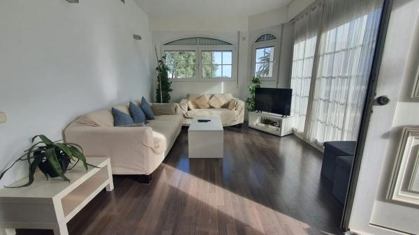 Chalet adosado en CL Tarragona