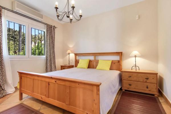 Chalet en Pinar de Advocat-Cometa