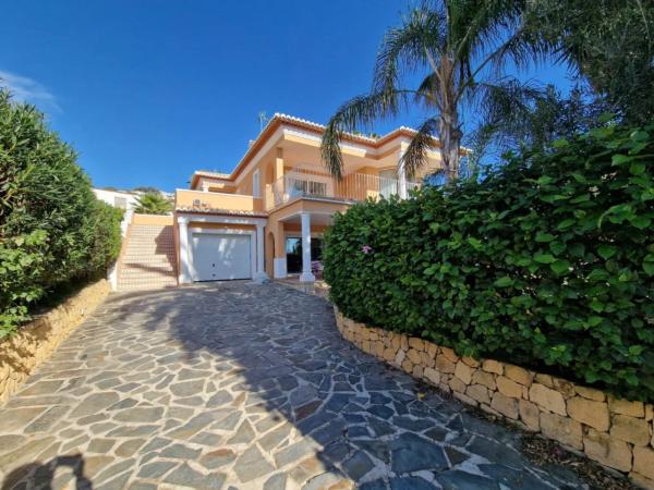 Chalet en Pinar de Advocat-Cometa