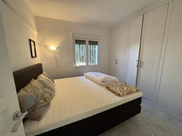 Casa independiente en calle Alboraya