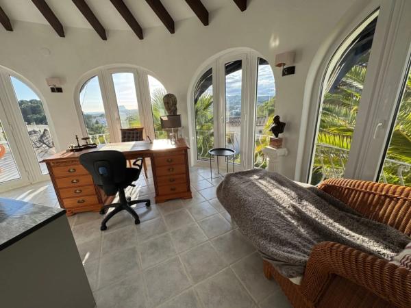 Casa independiente en calle Alboraya