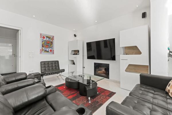 Casa independiente en calle Beniaya