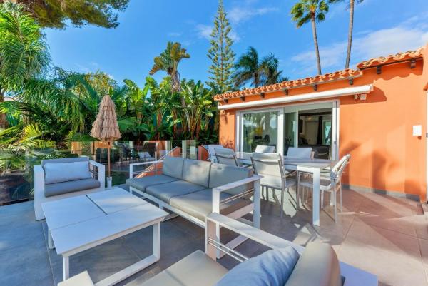 Casa independiente en calle Beniaya